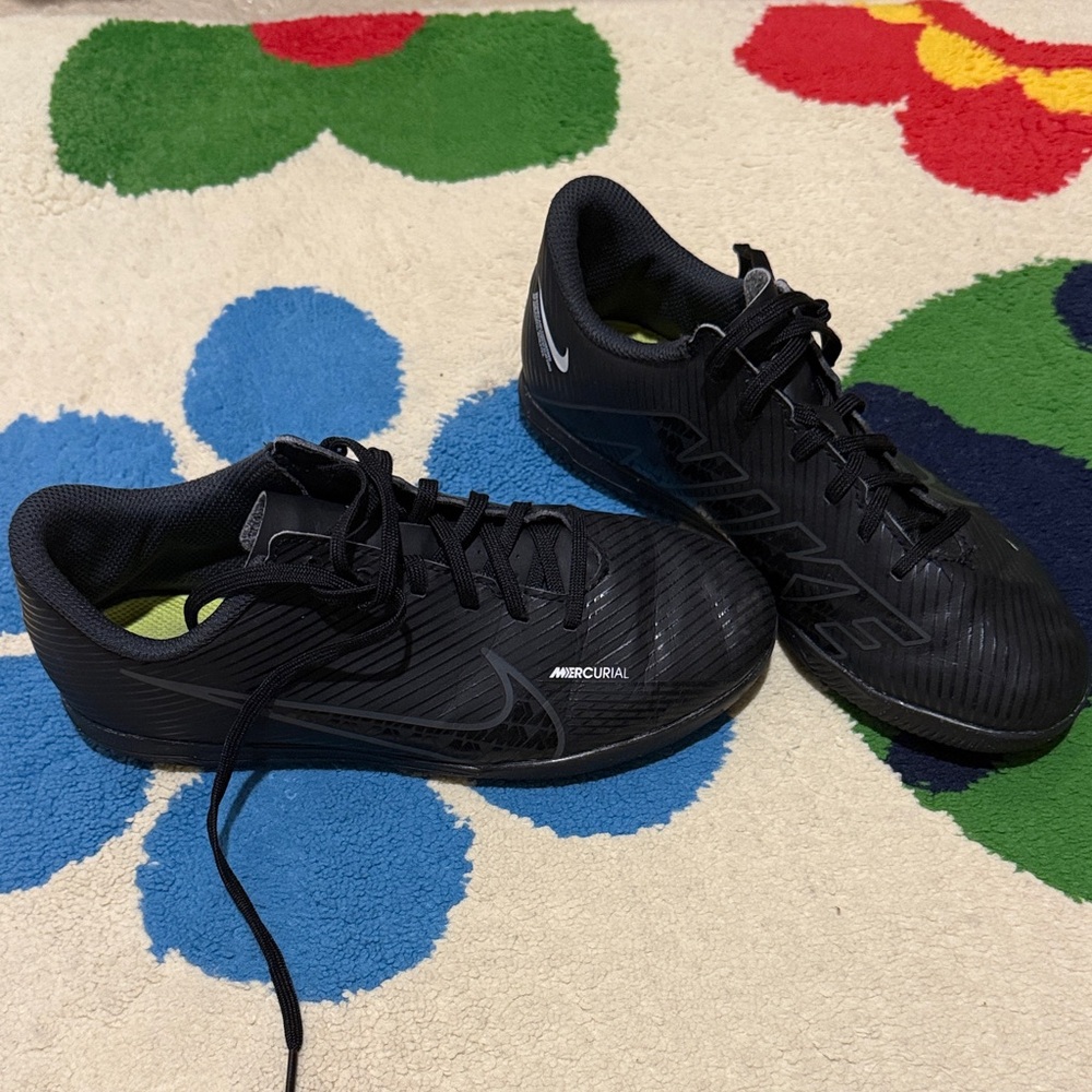 Nike Mercurial Indoor Soccer Shoes